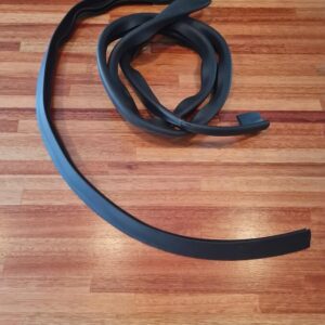 Rubber between tub and upper panel 40 RH