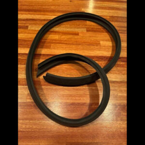 Weatherstrip roof front