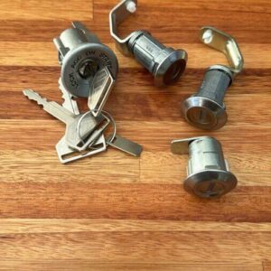 Petrol lock, barrel, ignition set