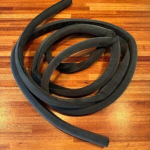 Door rubber close RH