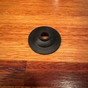 Handbrake drum dust cover