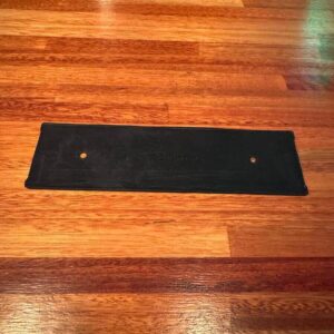 Pad for rear curved Toyota emblem