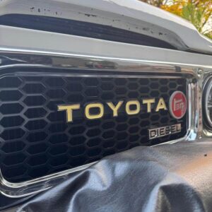 Post 80 TOYOTA Grill Emblem
