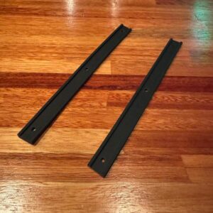 Shim body panel between tub and fender