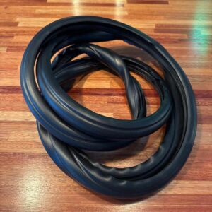 Windscreen rubber