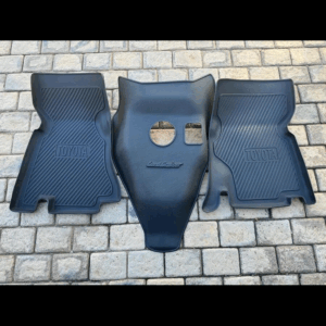 Rubber carpet set, tank under seat pre 80