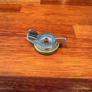 M6 Wingnut air cleaner housing