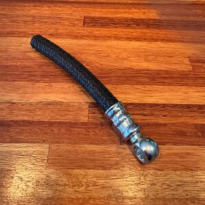 Vacuum pump oil outlet hose