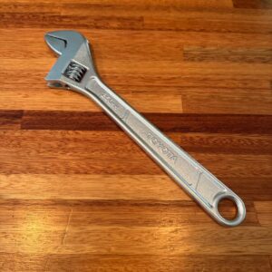 Shifting spanner