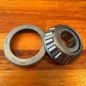 King pin bearings (steering knuckle) (each) 2 per side