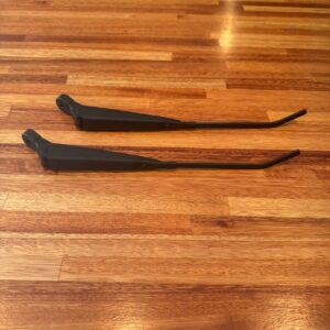 Left hand wiper motor – wiper arm post 80 – each