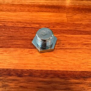 Plug on side carrier no magnet