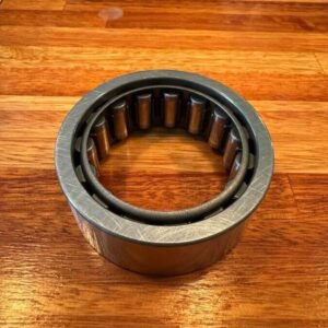 Rear diff side shaft bearing semi floating